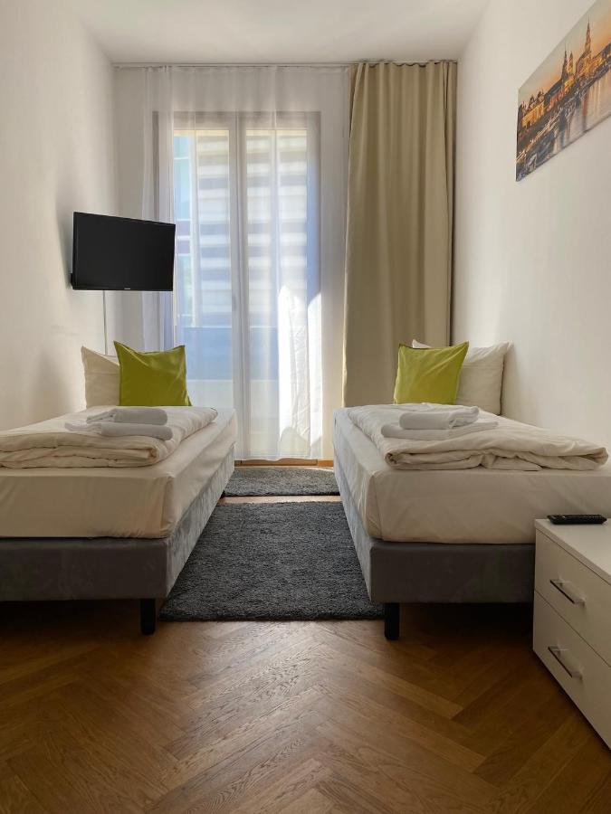 דרזדן Grosszuegiges Apartment Mit Blick Zur Frauenkirche מראה חיצוני תמונה